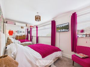 Photo 27- click for photo gallery